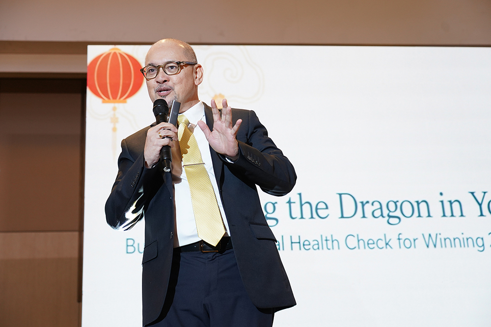 Year of the Dragon, Sun Life empowers, Sun Life Philippines, businesses, business tips, motivational speakers, Francis Kong, Rex Mendoza, money, financial management, investment, diversification, business continuation, Philippines, Filipino, income, investing